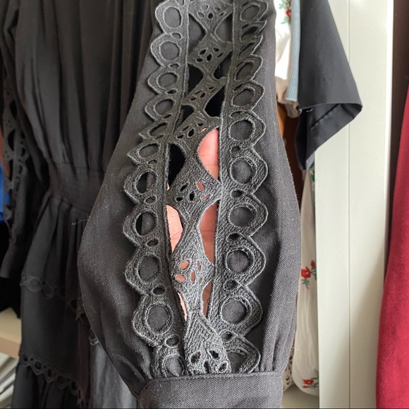 Black dress with cutout lace detail.  XS Endless Rose brand - Picture 4 of 5